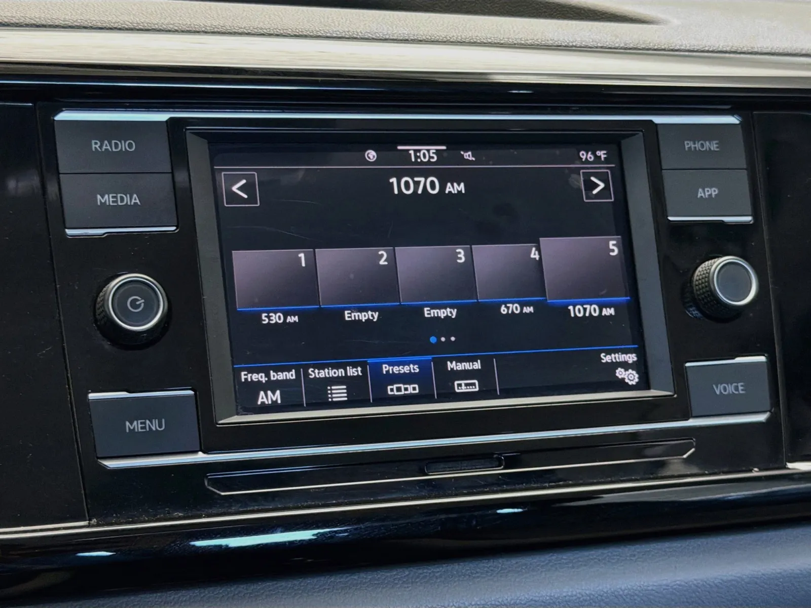 Volkswagen Taos photo 9