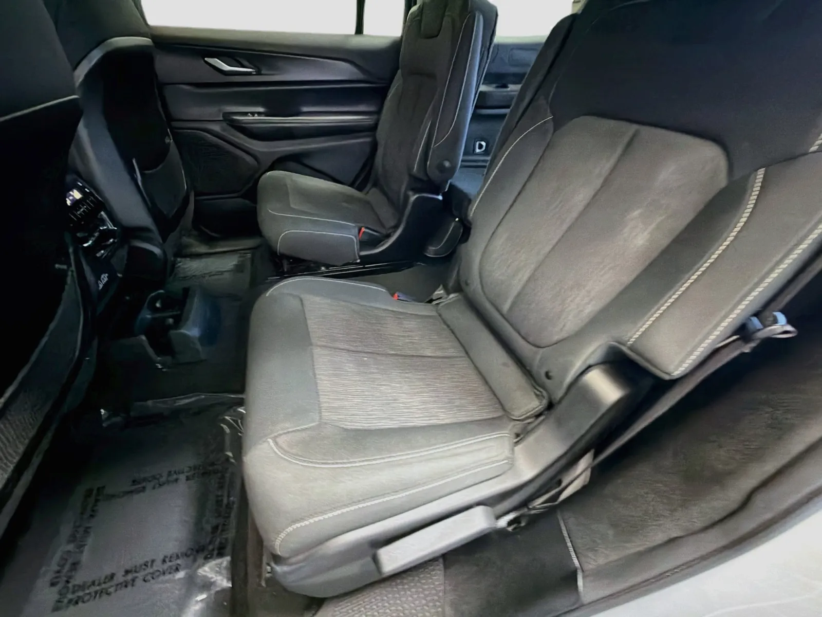 Jeep Grand Cherokee L photo 13