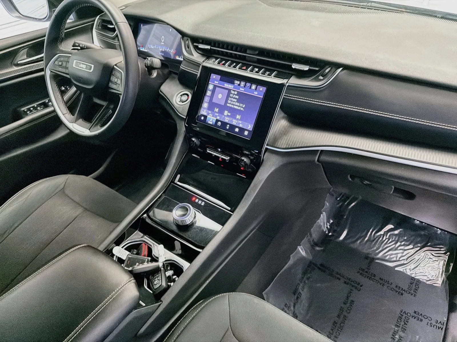 Jeep Grand Cherokee L photo 12