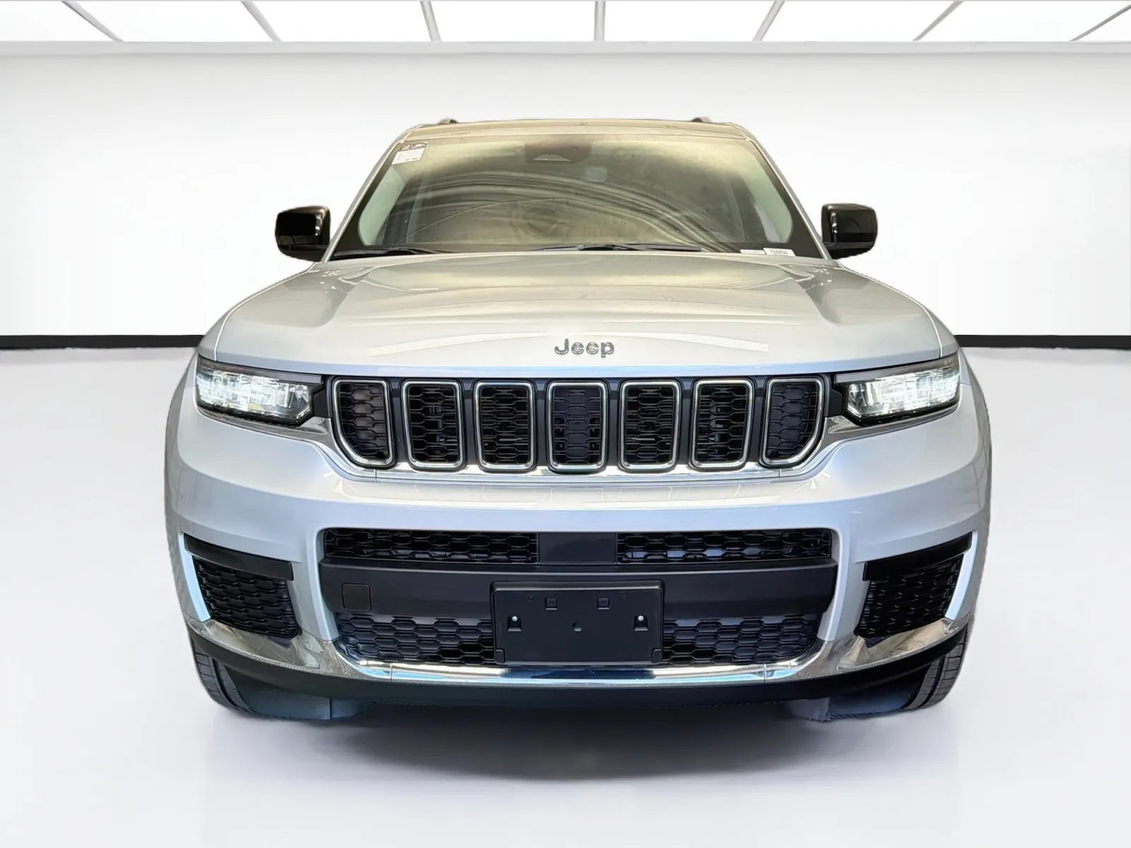 Jeep Grand Cherokee L photo 2