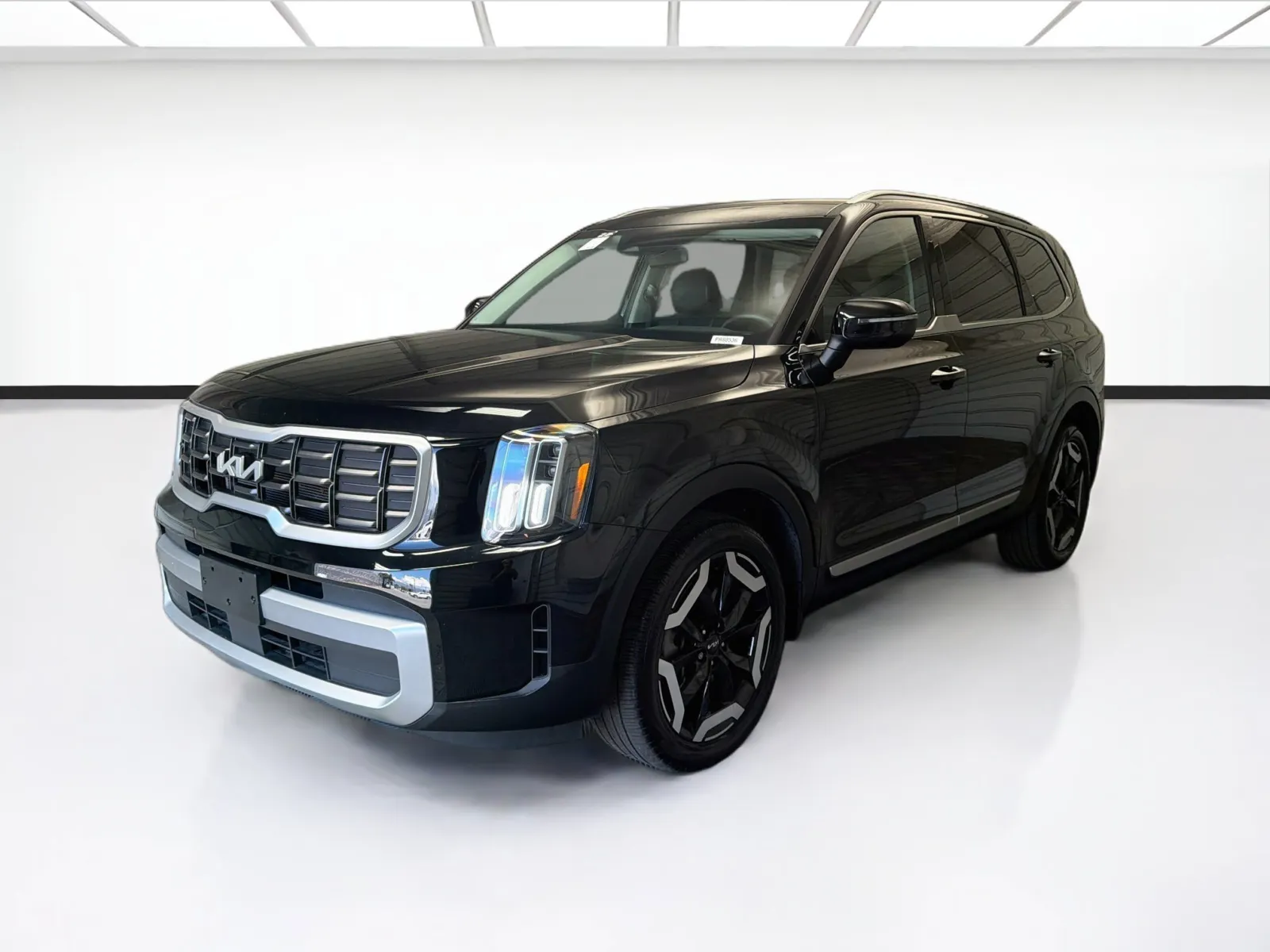 Black 2023 Kia Telluride S for sale in Montclair, CA