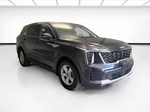 Another view of 2025 Kia Sorento LX for sale in Montclair, CA at STG Montclair