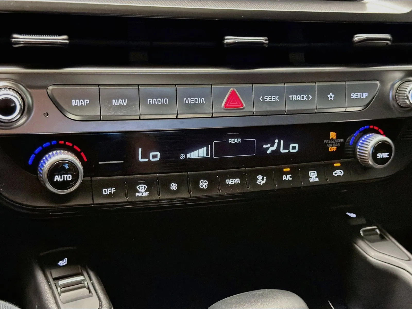 Kia Telluride photo 16