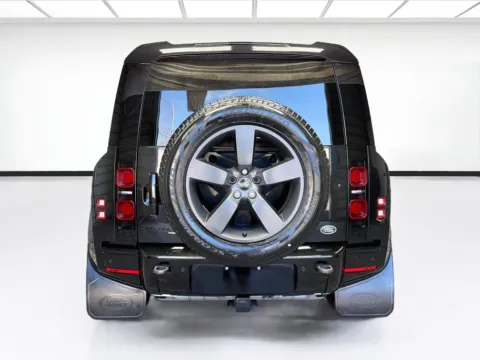 More photos of 2023 Land Rover Defender 110 X-Dynamic SE at STG Montclair, CA