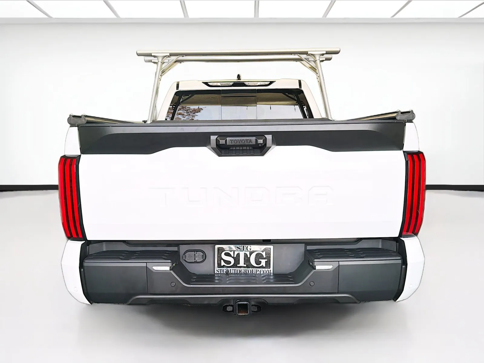 Toyota Tundra photo 5