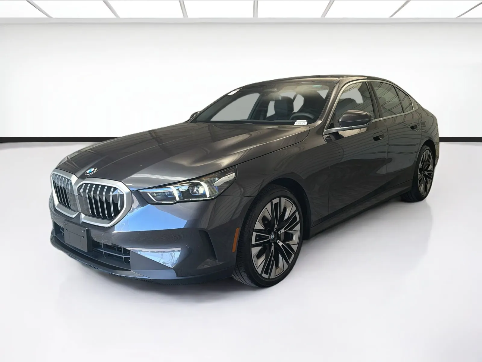 2025 BMW 5 Series 530i