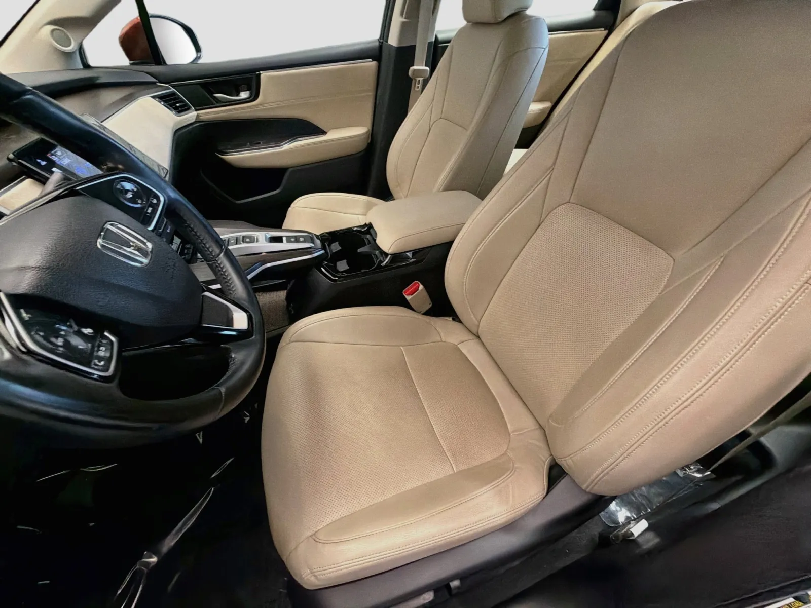 Honda Clarity photo 11