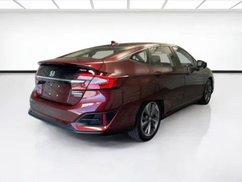 More photos of 2018 Honda Clarity Plug-In Hybrid Touring at STG Montclair, CA