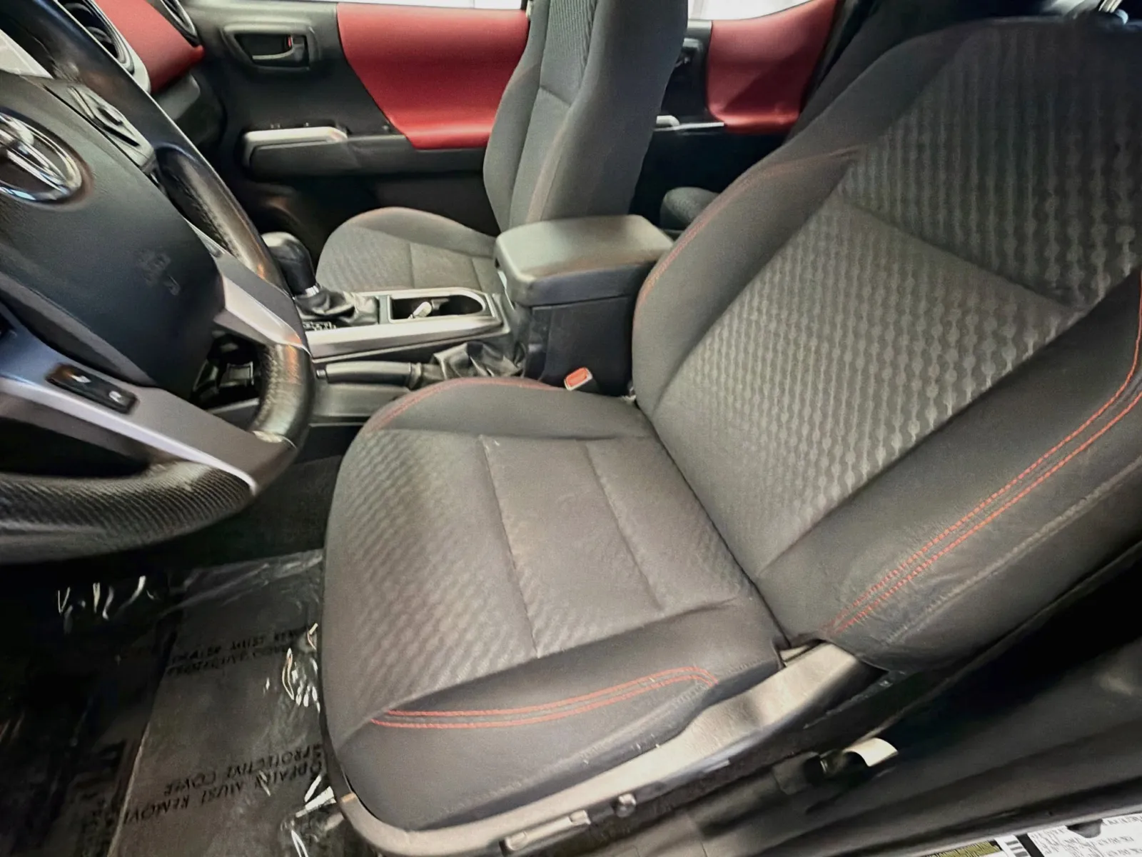 Toyota Tacoma photo 11