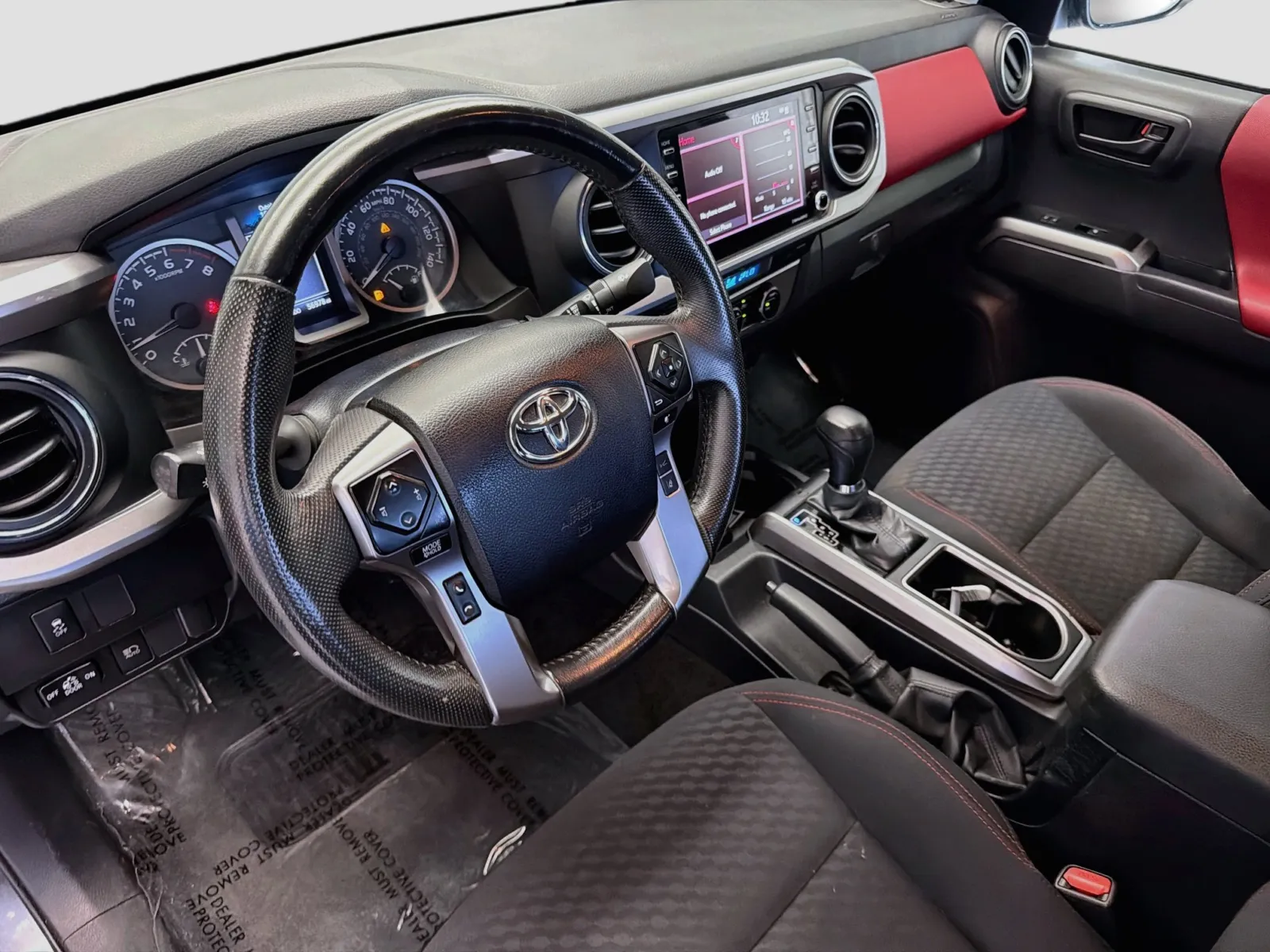 Toyota Tacoma photo 7
