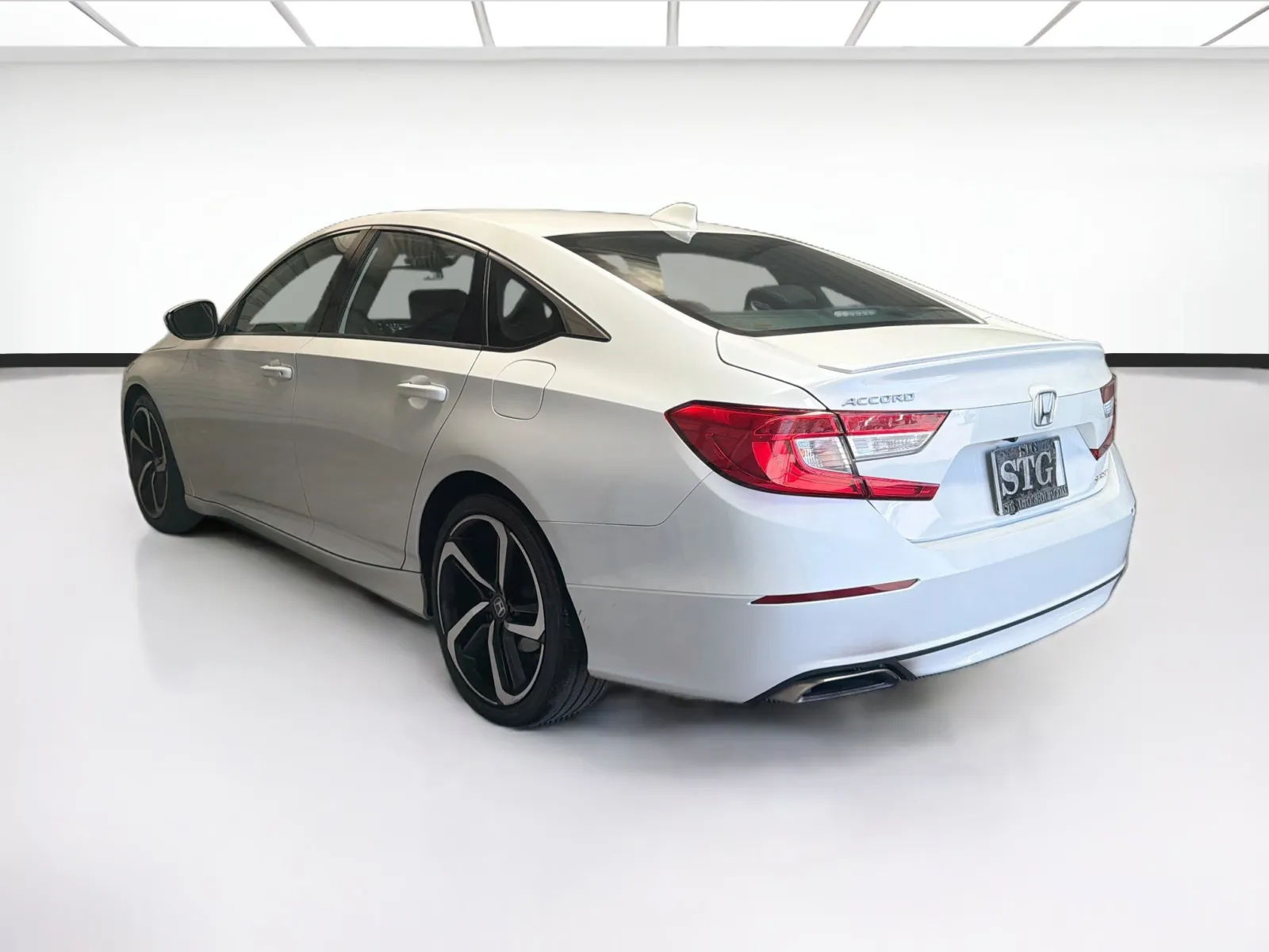 Honda Accord photo 6