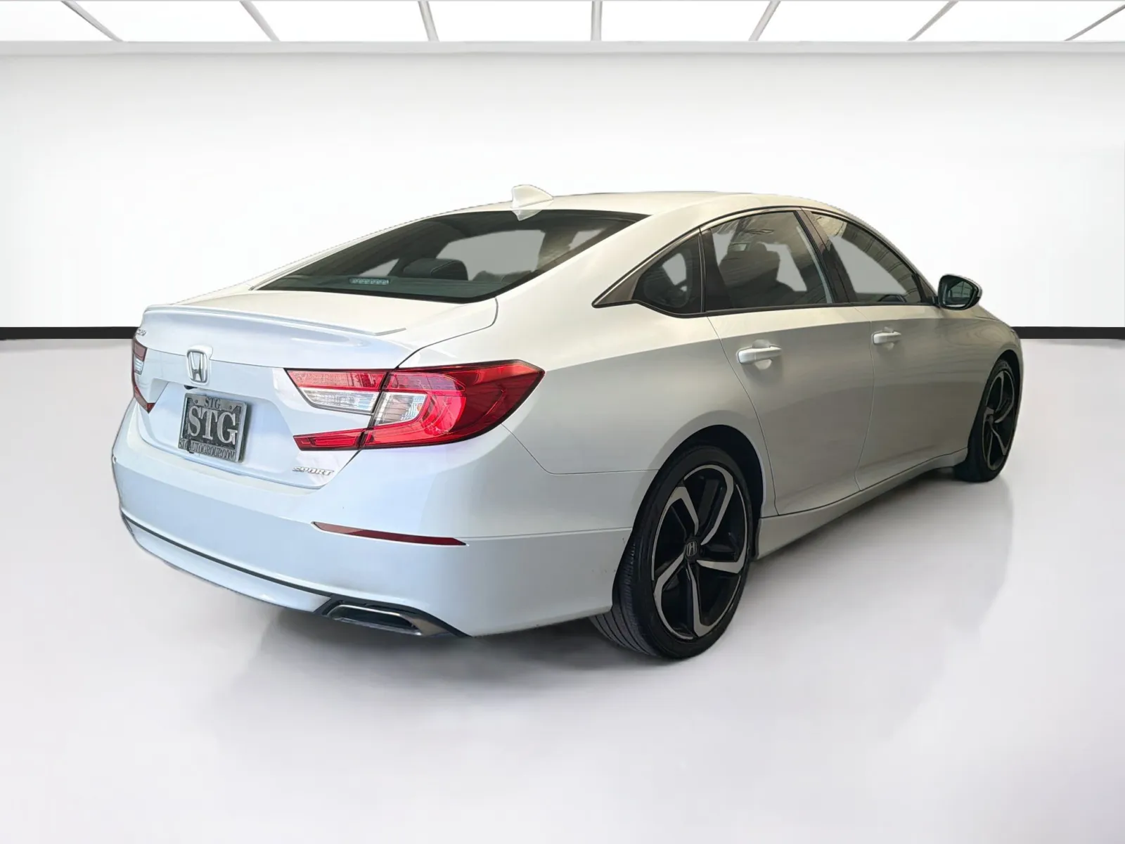 Honda Accord photo 4