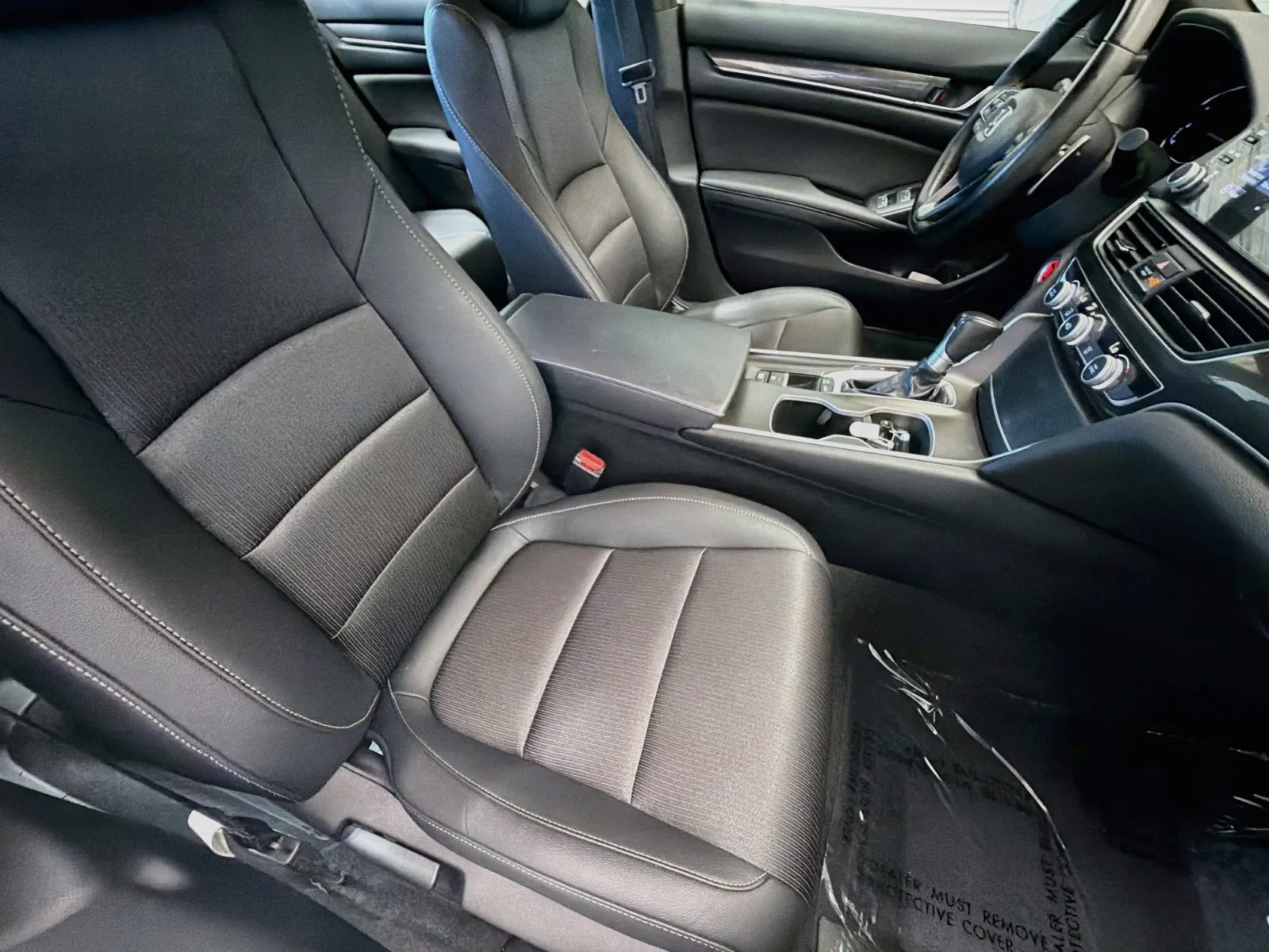 Honda Accord photo 15