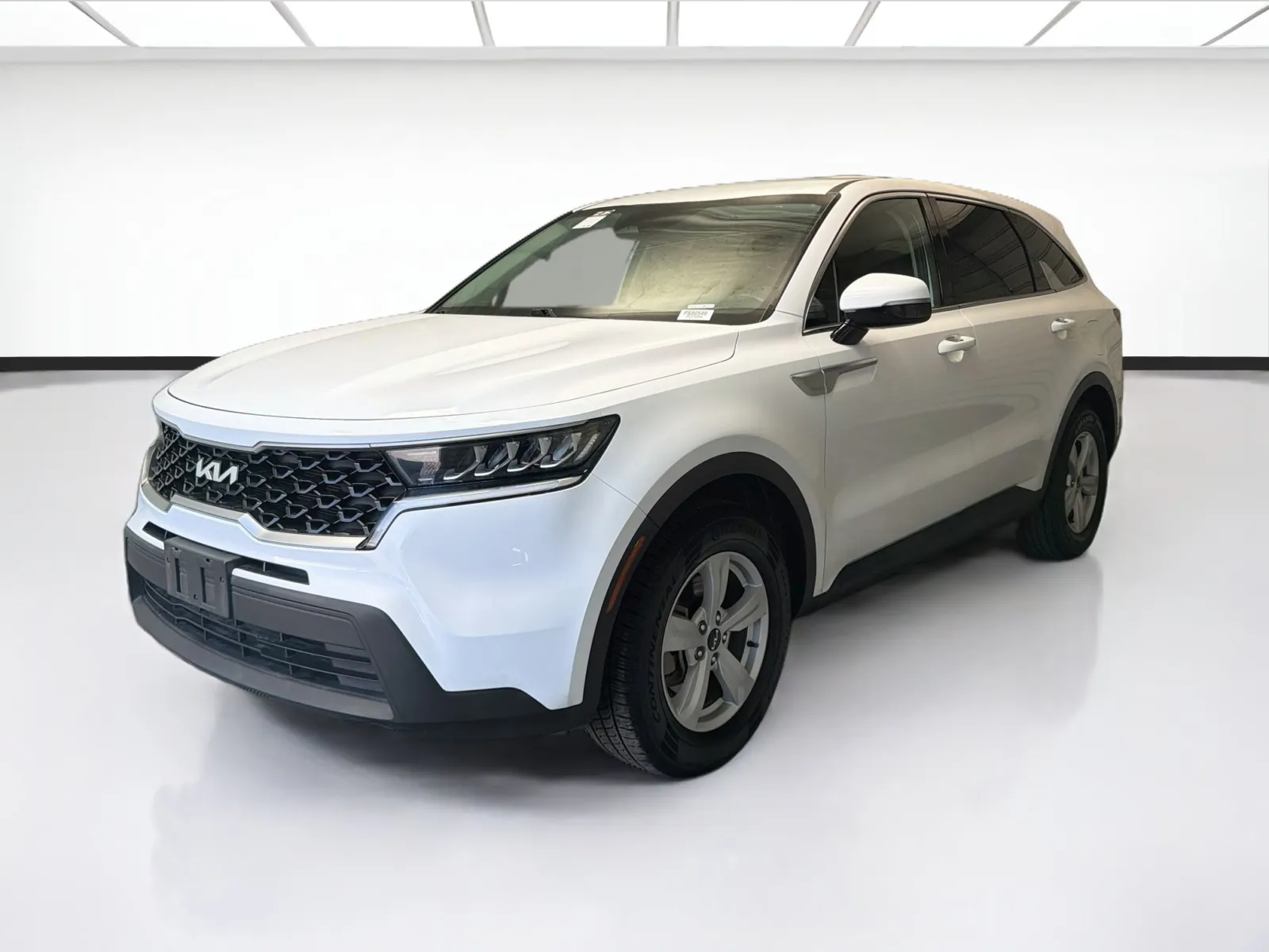 White 2022 Kia Sorento LX for sale in Montclair, CA