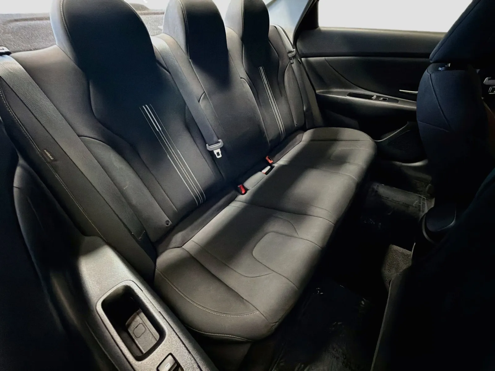Hyundai Elantra photo 14