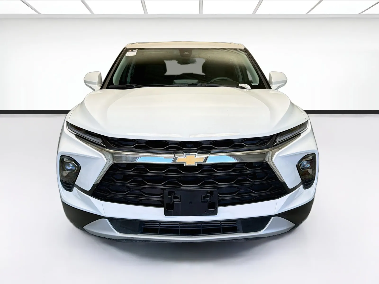Chevrolet Blazer photo 2