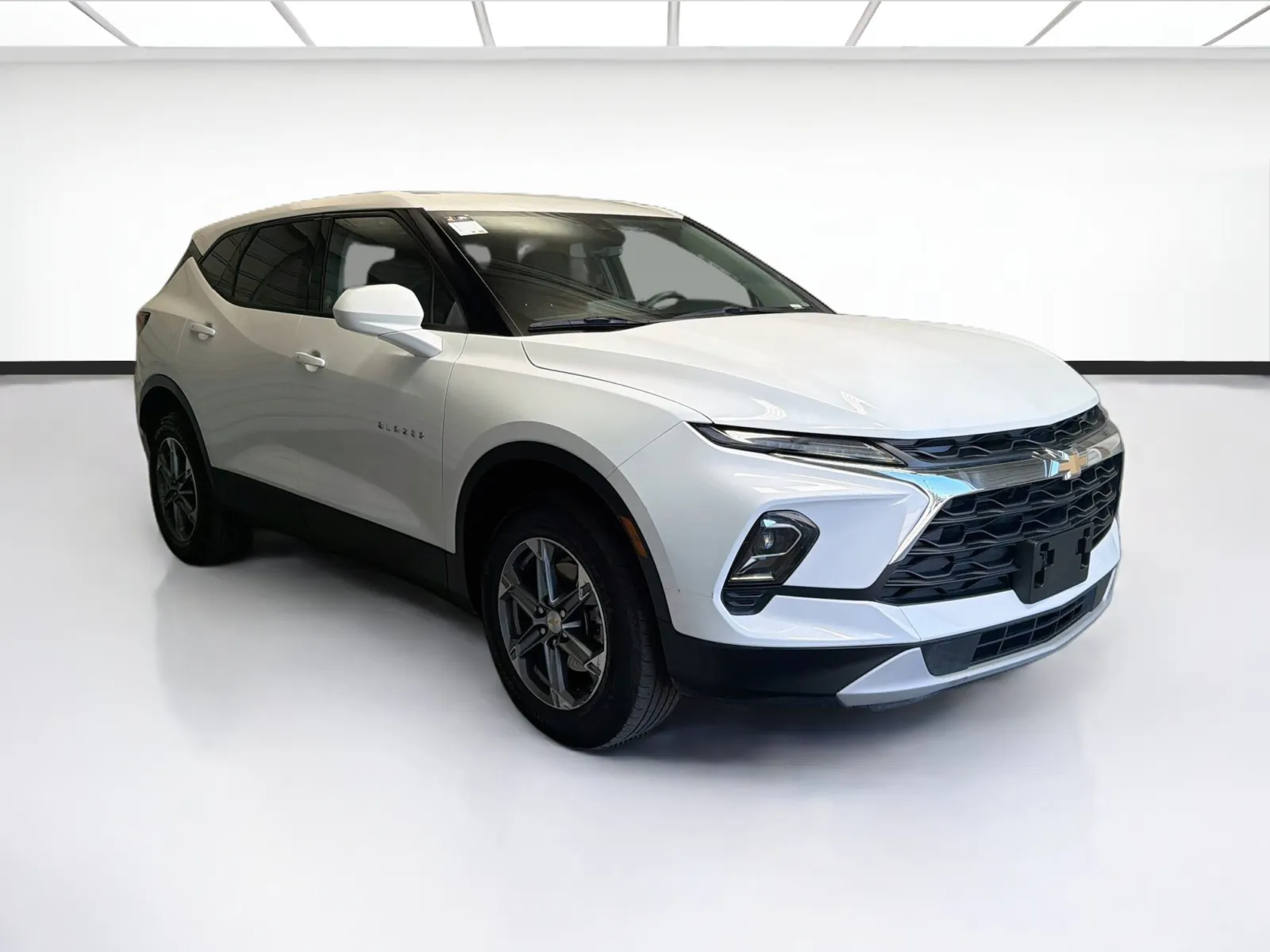 Chevrolet Blazer photo 3
