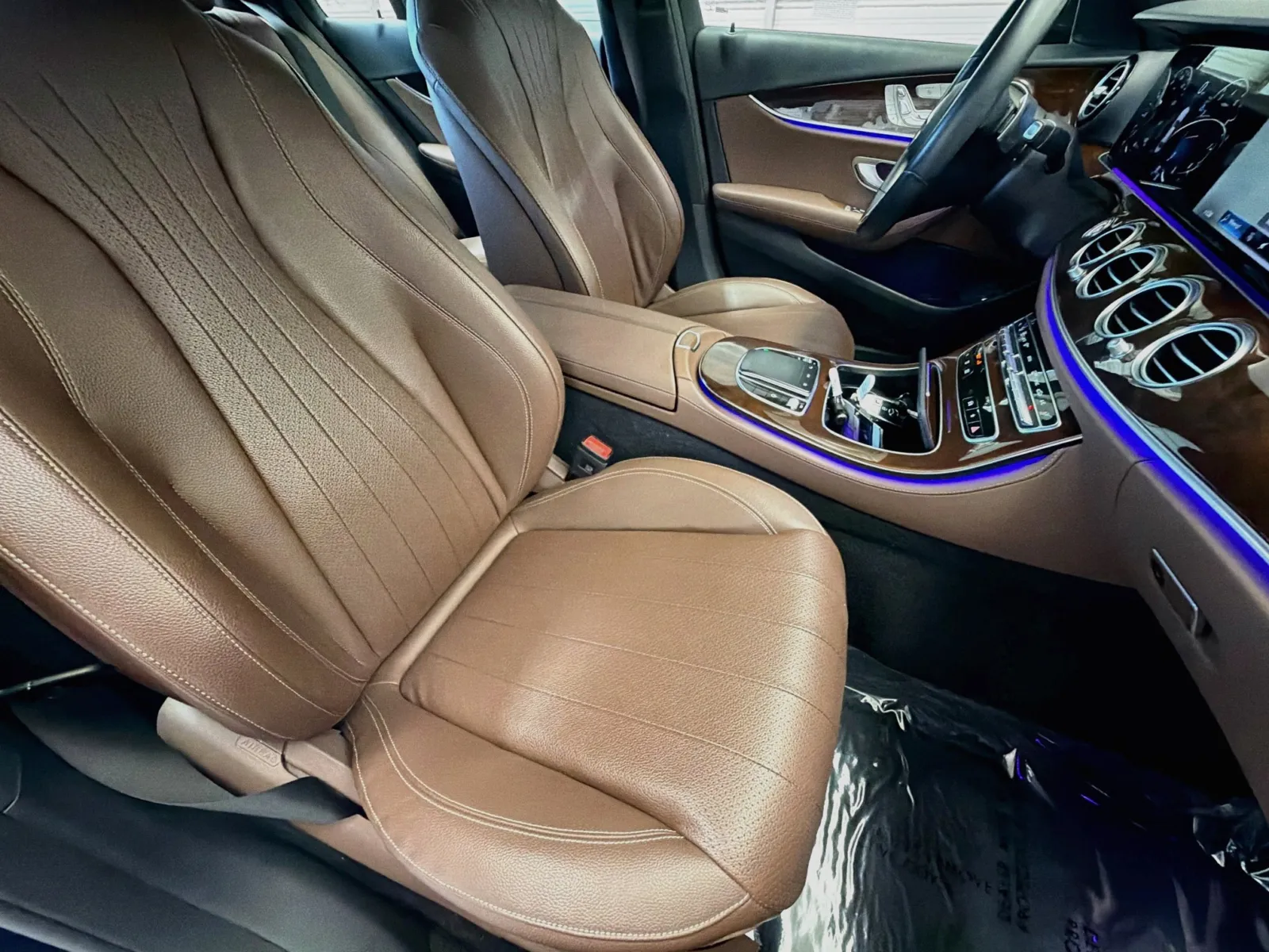 Mercedes-Benz E-Class photo 15