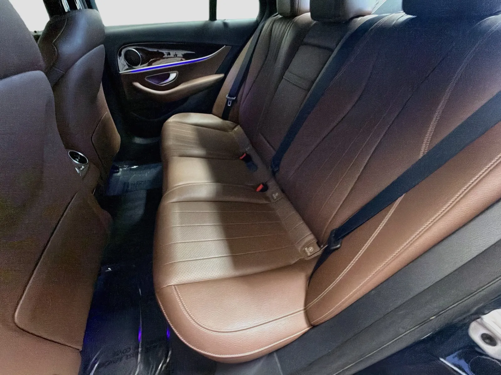 Mercedes-Benz E-Class photo 13