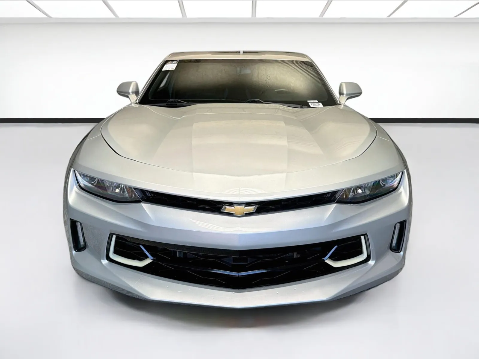 Chevrolet Camaro photo 2
