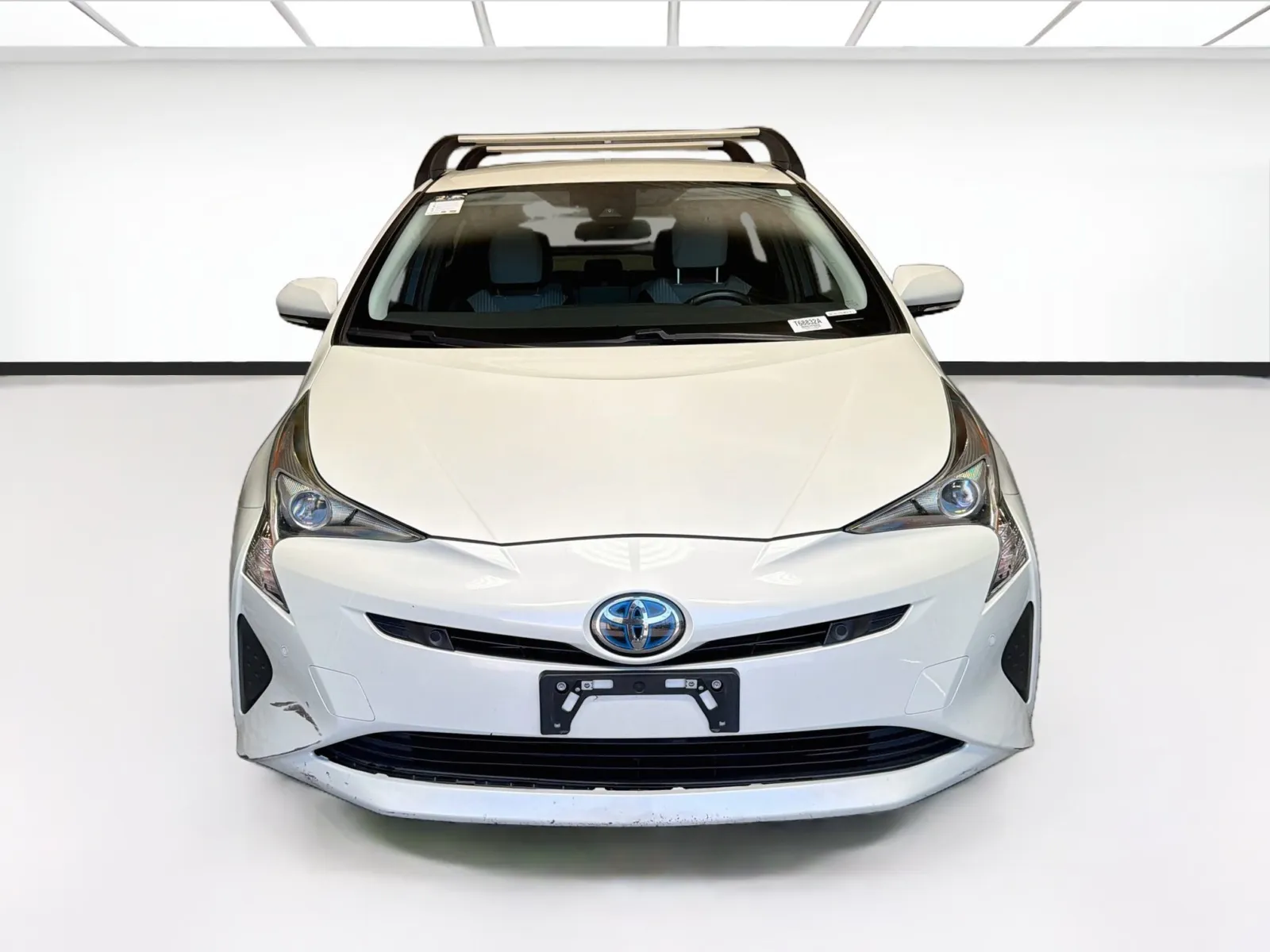 Toyota Prius photo 2