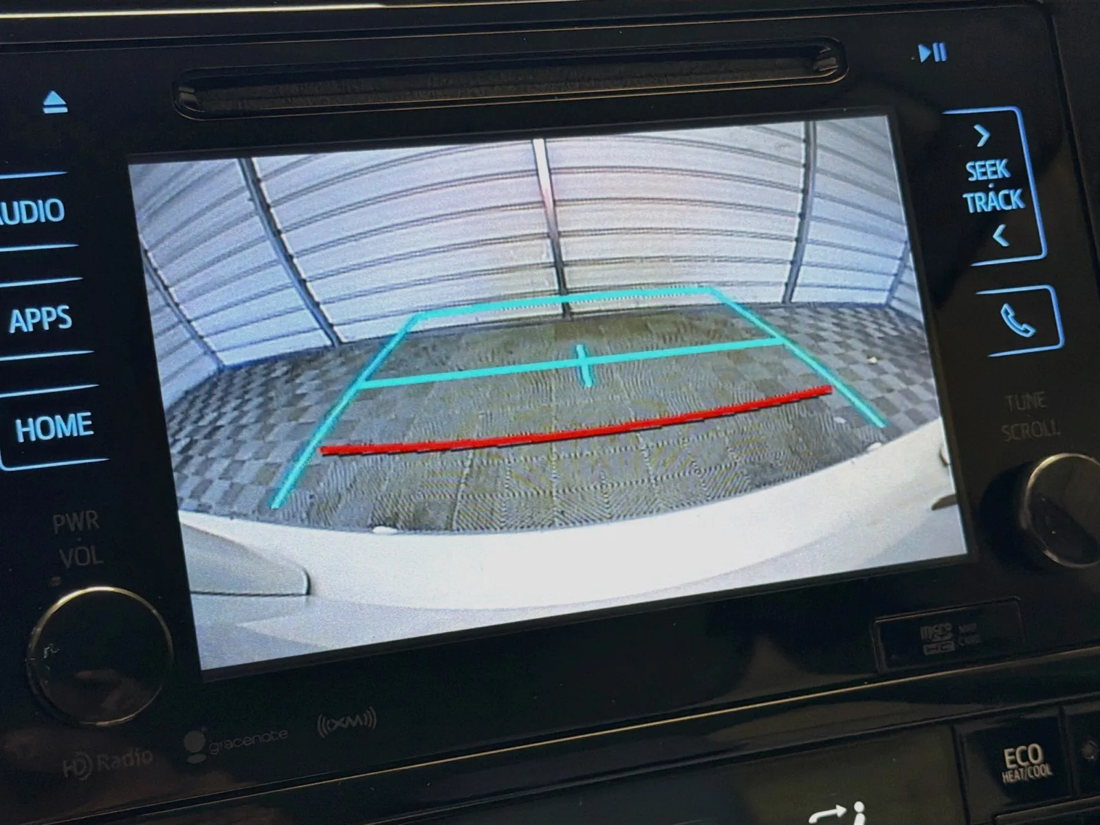 Toyota Prius photo 15