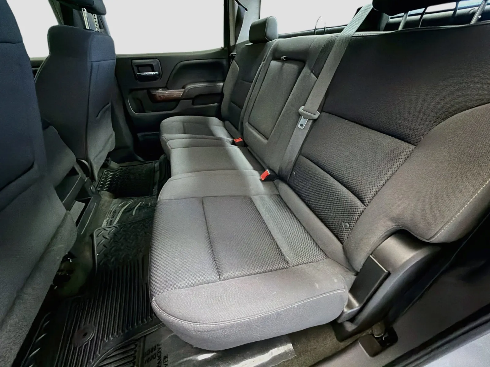 GMC Sierra photo 13