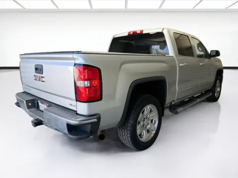 More photos of 2018 GMC Sierra 1500 SLE at STG Montclair, CA