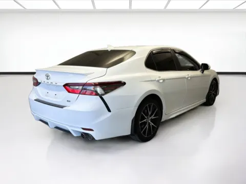 More photos of 2021 Toyota Camry SE at STG Montclair, CA