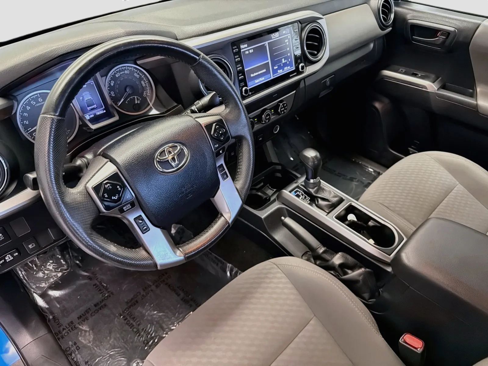 Toyota Tacoma photo 7