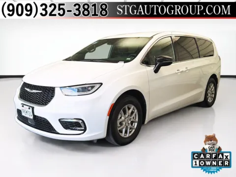 White 2025 Chrysler Pacifica Select for sale in Montclair, CA