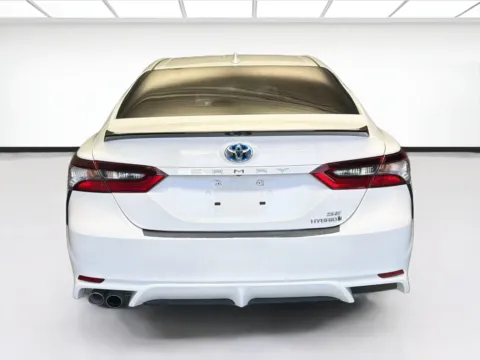 More photos of 2024 Toyota Camry Hybrid SE at STG Montclair, CA
