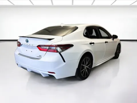 More photos of 2024 Toyota Camry Hybrid SE at STG Montclair, CA