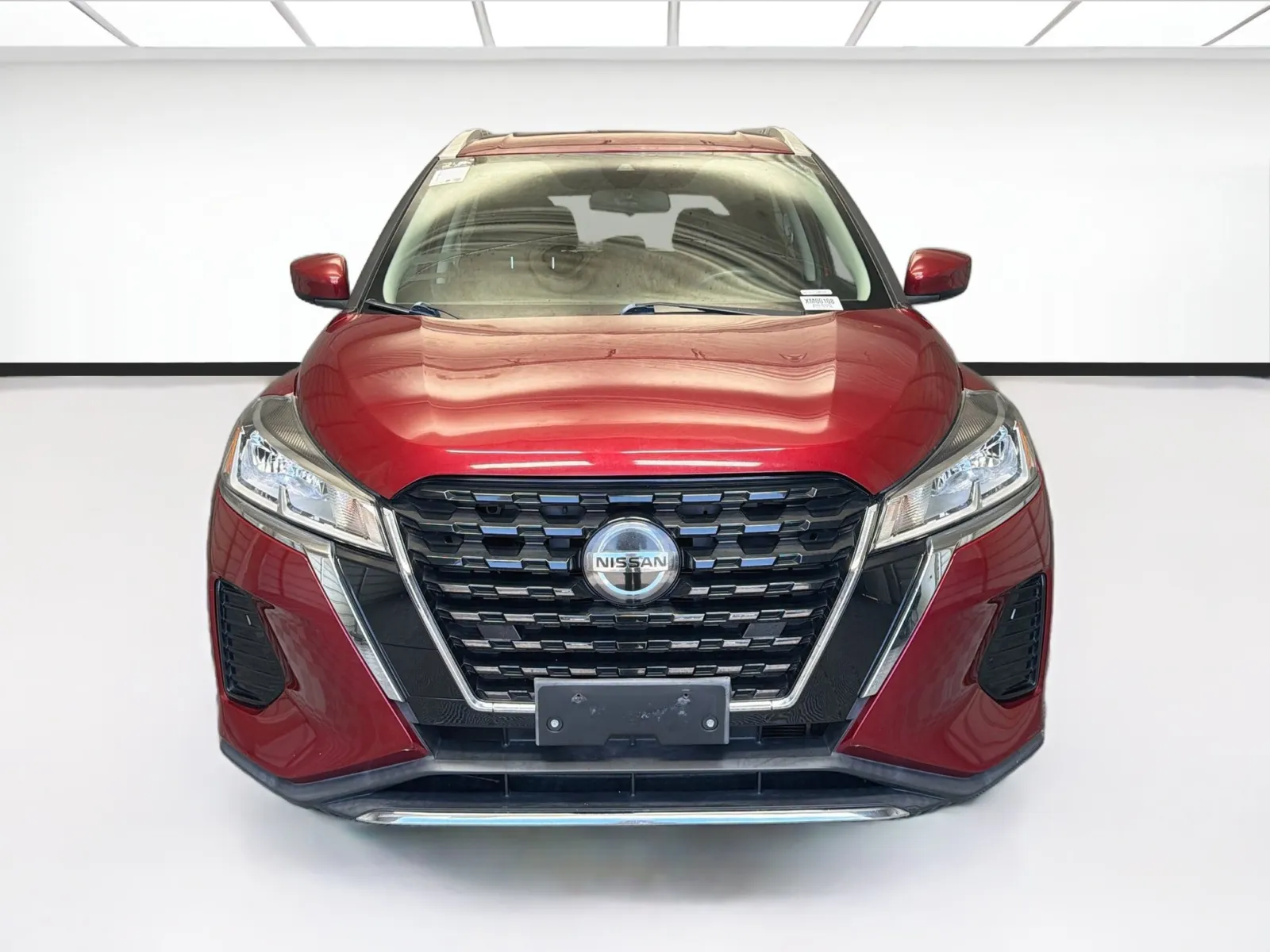 Nissan Kicks photo 2