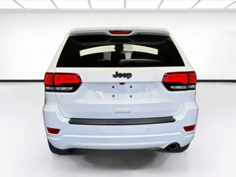 More photos of 2018 Jeep Grand Cherokee Altitude at STG Montclair, CA
