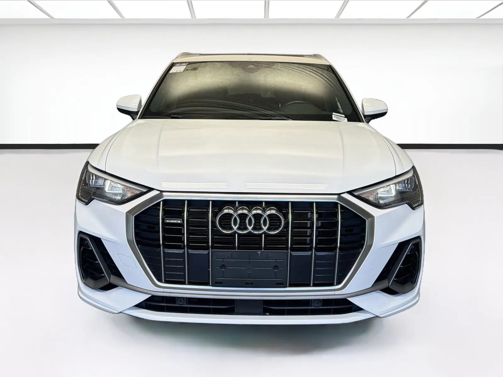 Audi Q3 photo 2