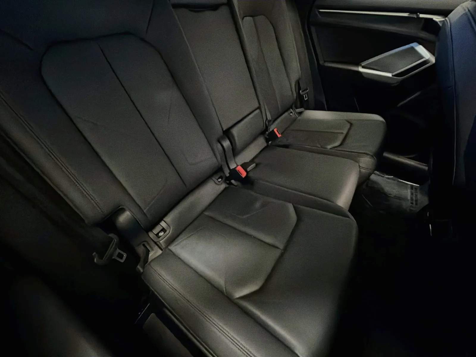 Audi Q3 photo 14