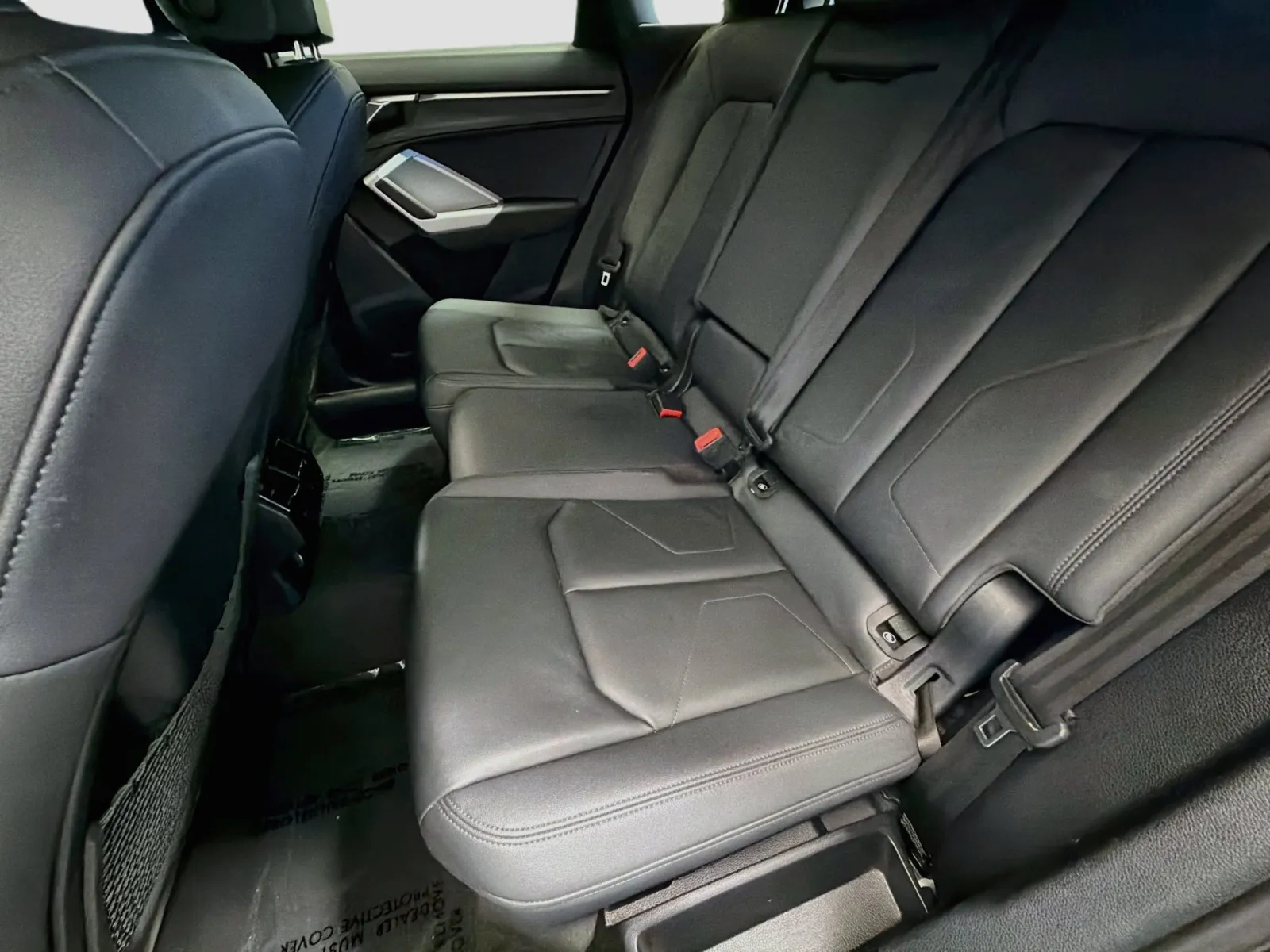 Audi Q3 photo 13