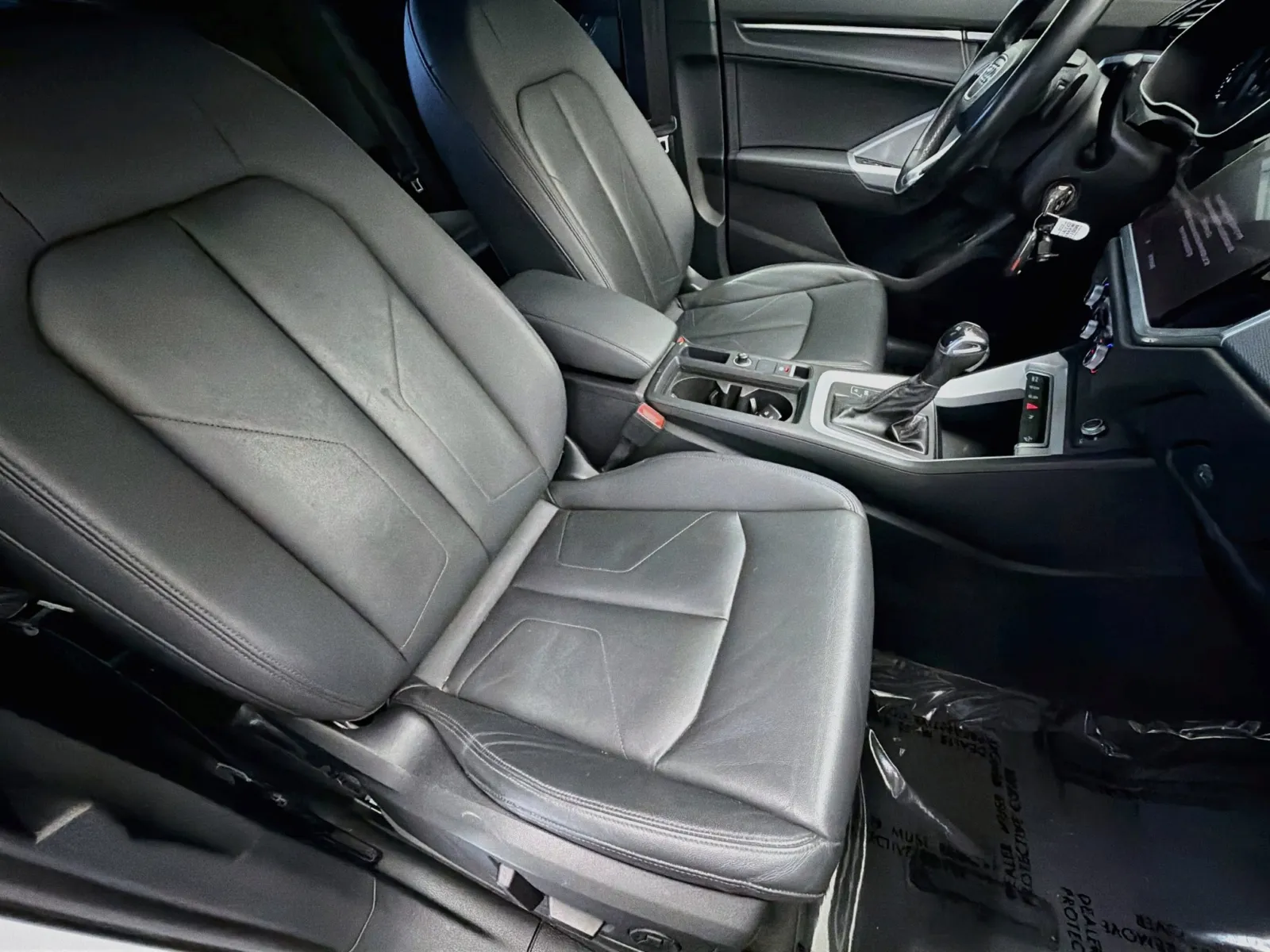 Audi Q3 photo 15