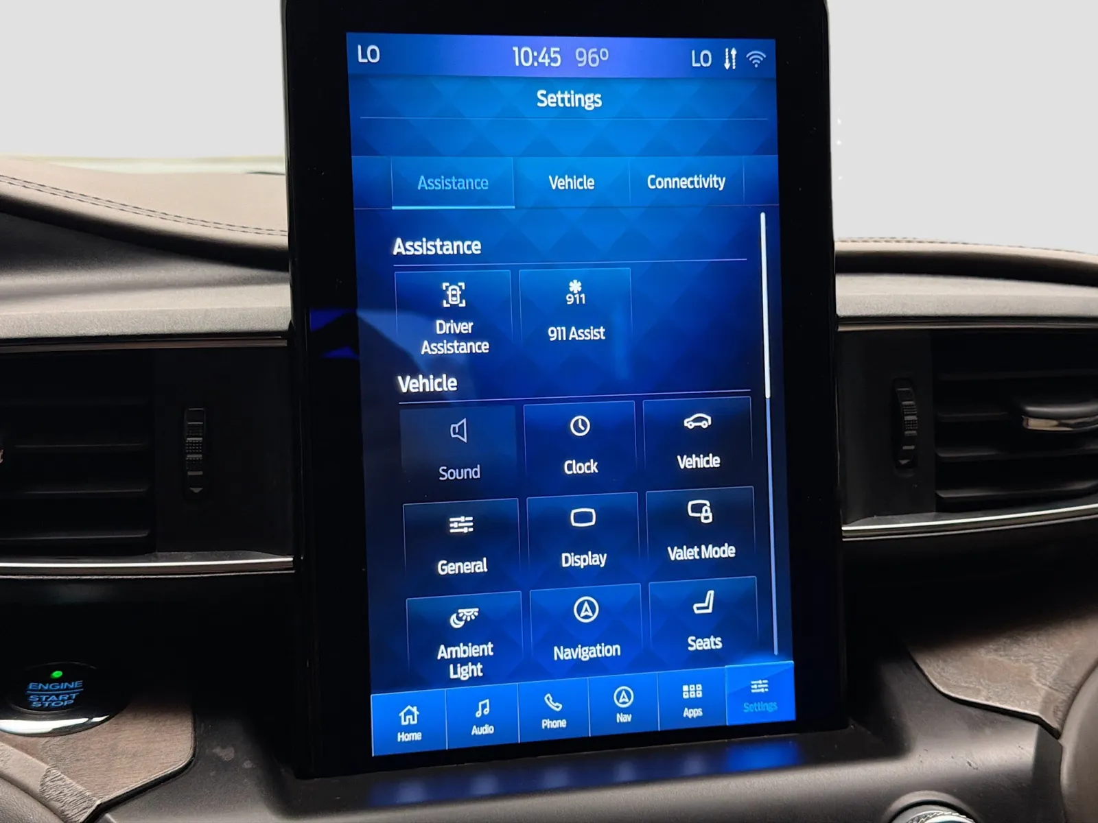 Ford Explorer photo 9