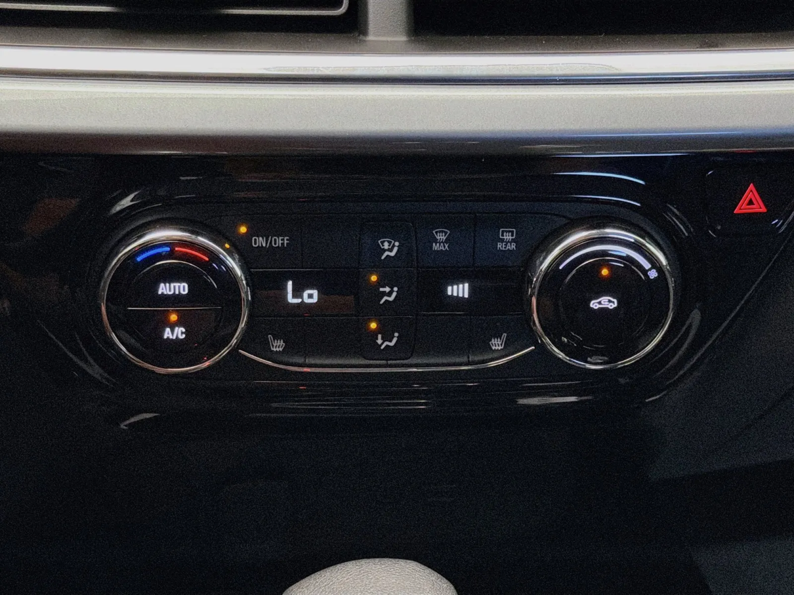 Chevrolet Trax photo 10