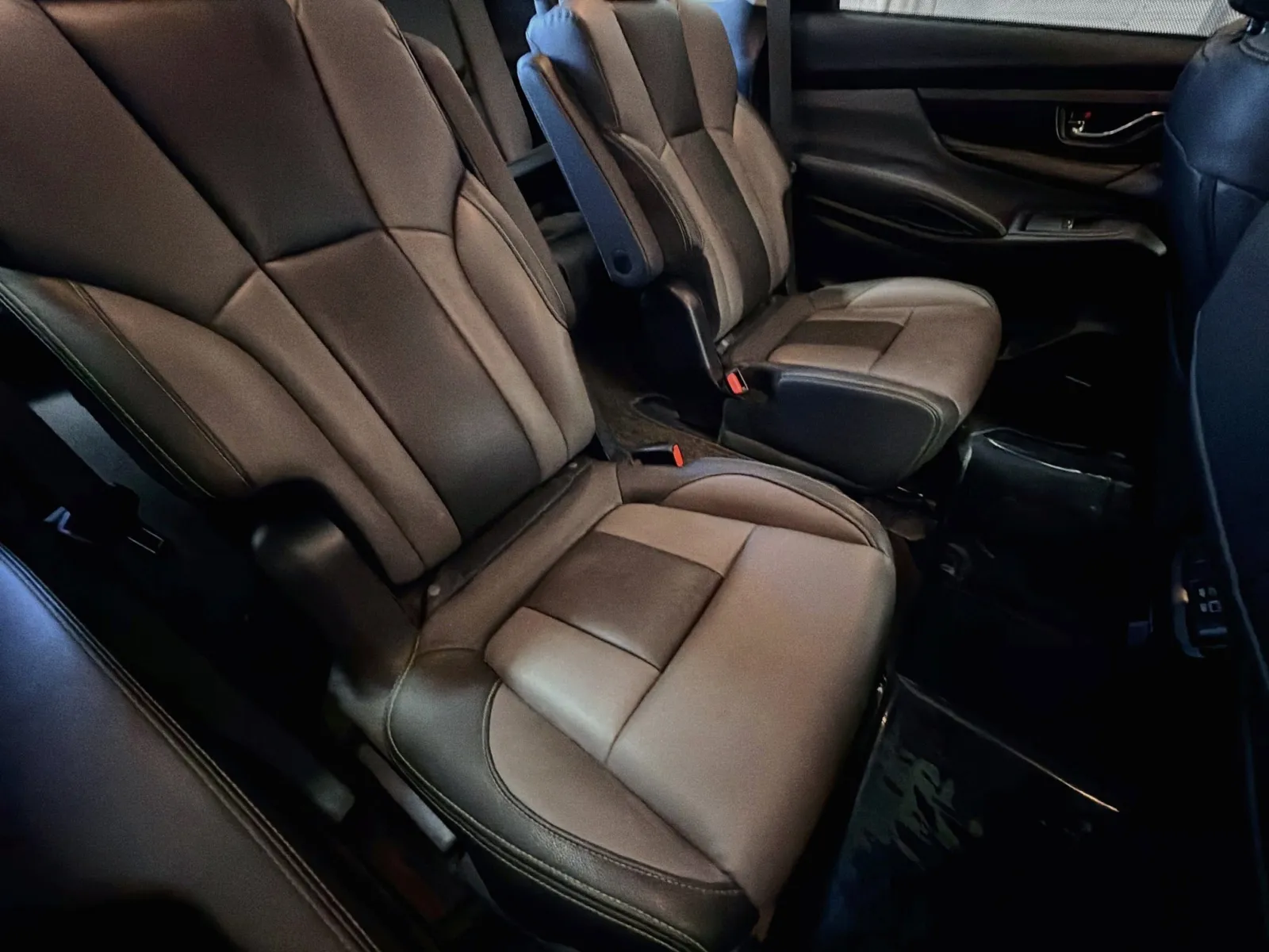 Subaru Ascent photo 14