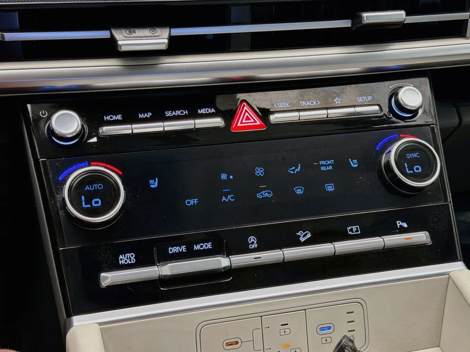 Hyundai Santa Fe photo 10