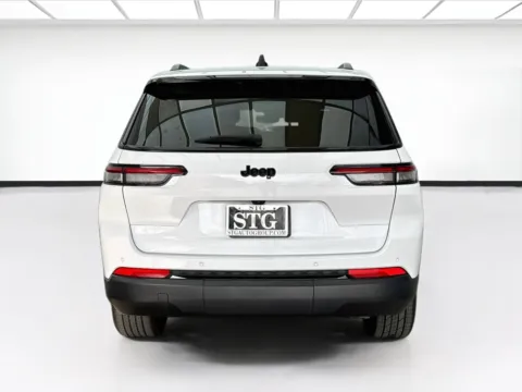 More photos of 2023 Jeep Grand Cherokee L Altitude at STG Montclair, CA