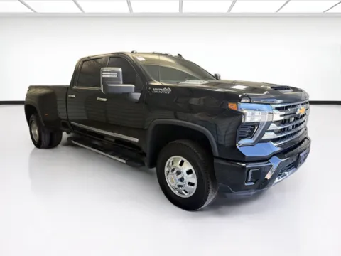 Another view of 2024 Chevrolet Silverado 3500 HD High Country for sale in Montclair, CA at STG Montclair