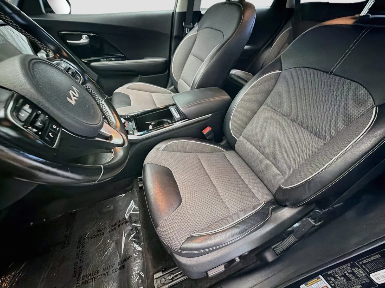 Kia Niro photo 11