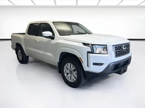 Another view of 2022 Nissan Frontier SV for sale in Montclair, CA at STG Montclair