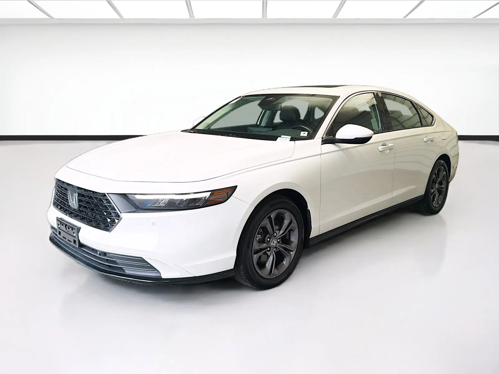 White 2024 Honda Accord Hybrid EX-L for sale in Montclair, CA