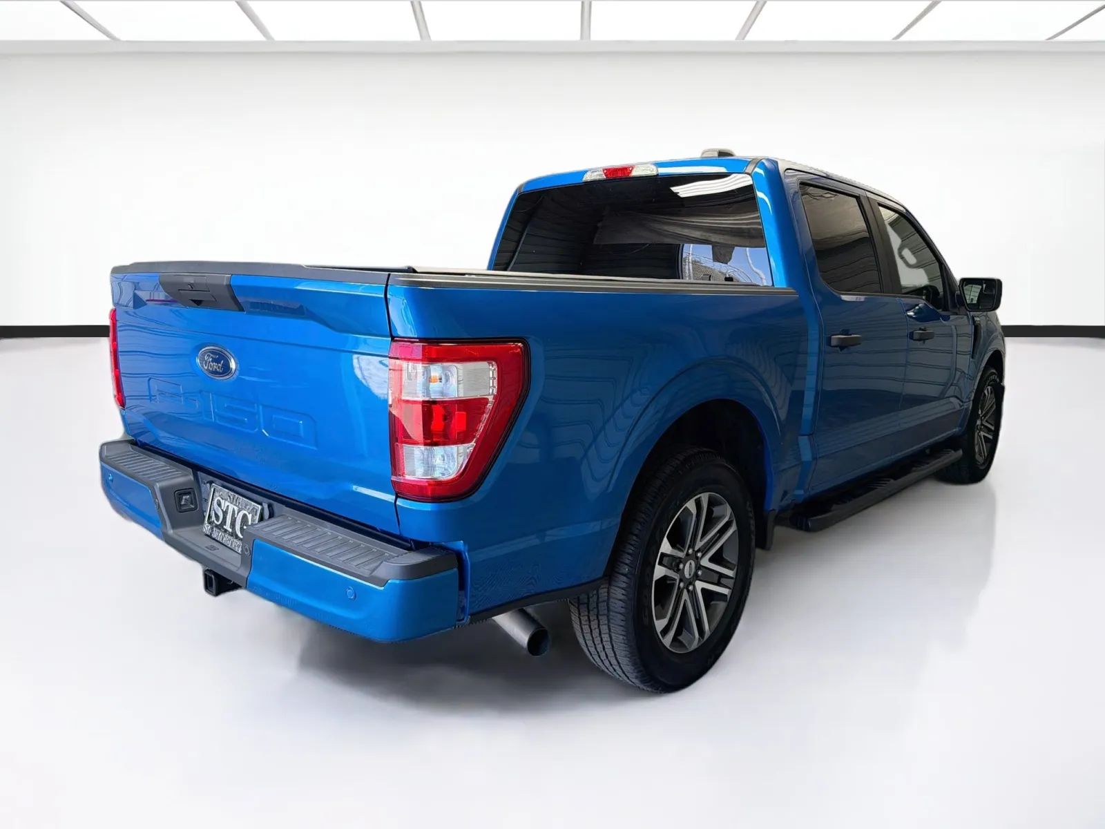 Ford F-150 photo 4
