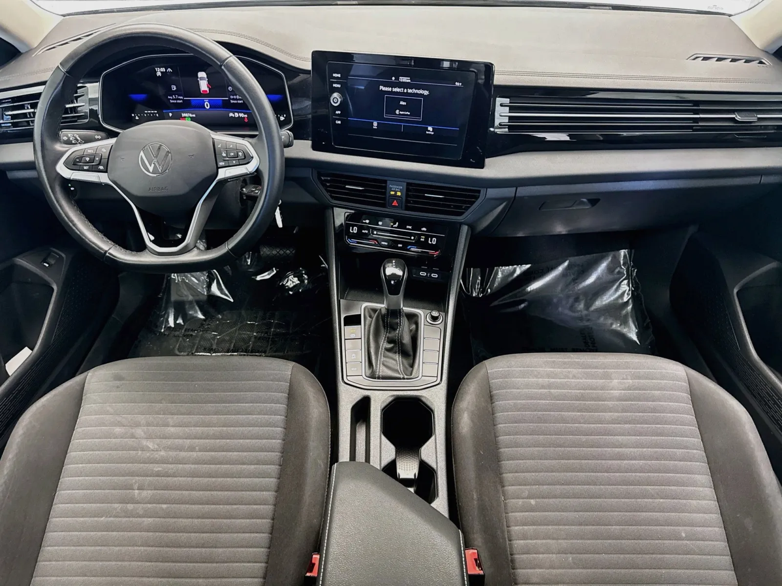 Volkswagen Jetta photo 14